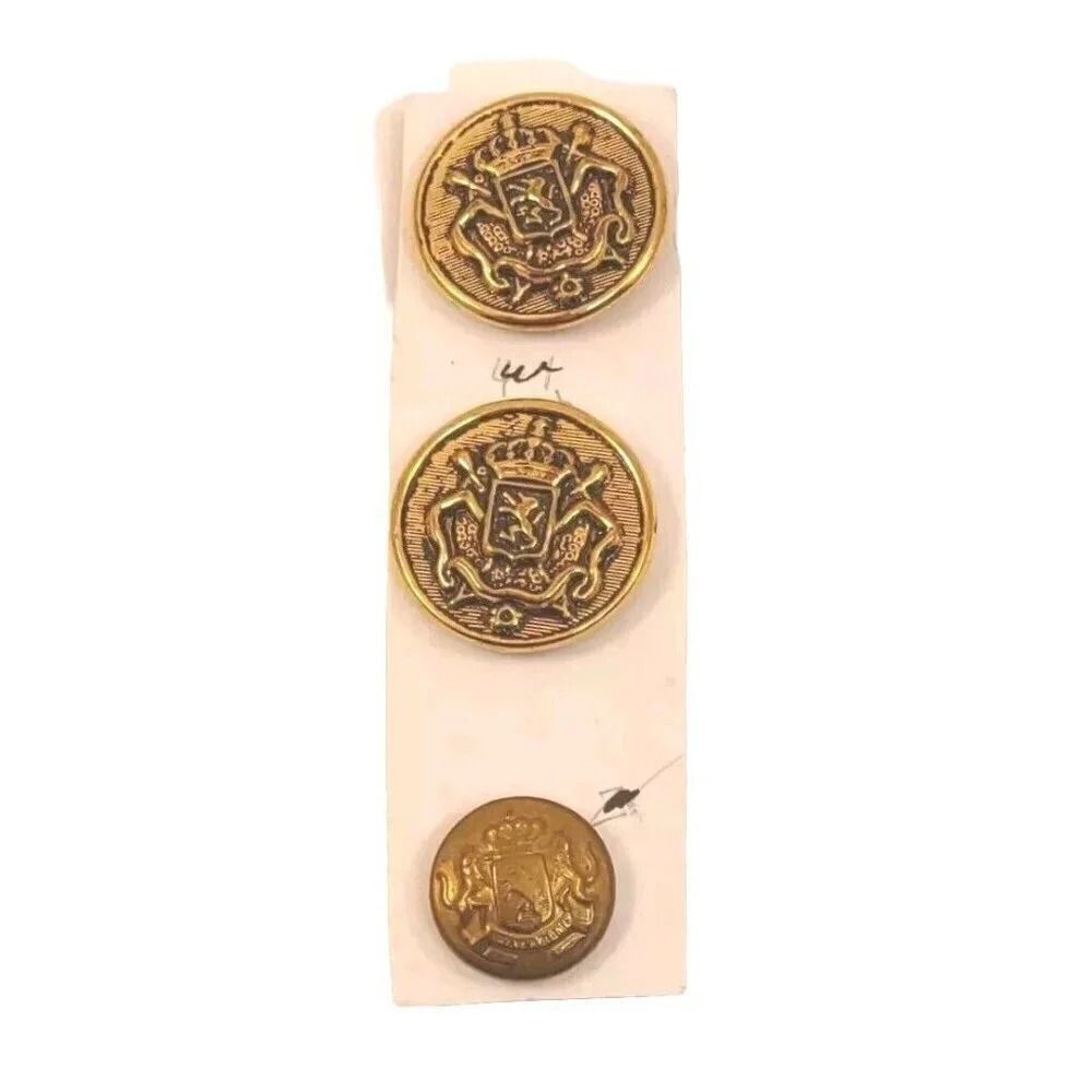 3 Vintage Crest Coat Of Arms Lion Shank Buttons Brass and Metal